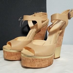 🛑🛑SOLD🛑🛑Giuseppe Zanotti Platform Sandals  41